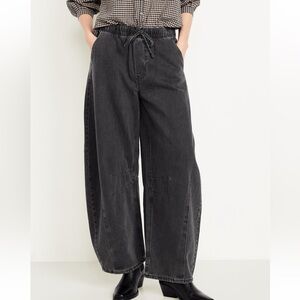 High-Waisted Pull-On Barrel Jeans